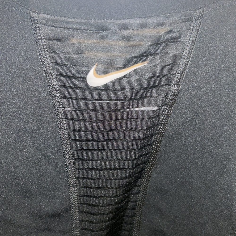 Nike women’s crop top black- small - Picture 2 of 5